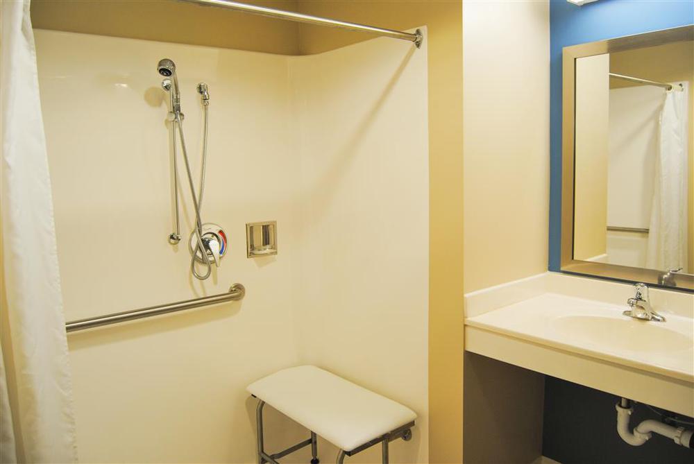 St. Clairsville Americas Best Value Inn & Suites St Clairsville Wheeling חדר תמונה